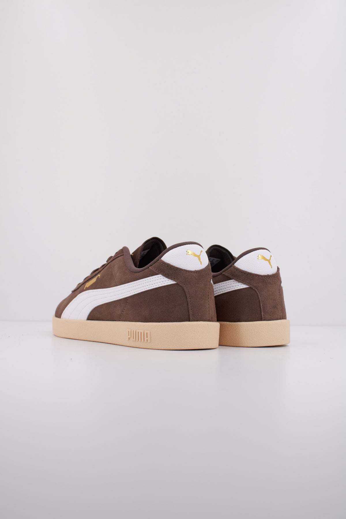 PUMA PUMA CLUB II en color MARRON  (4)