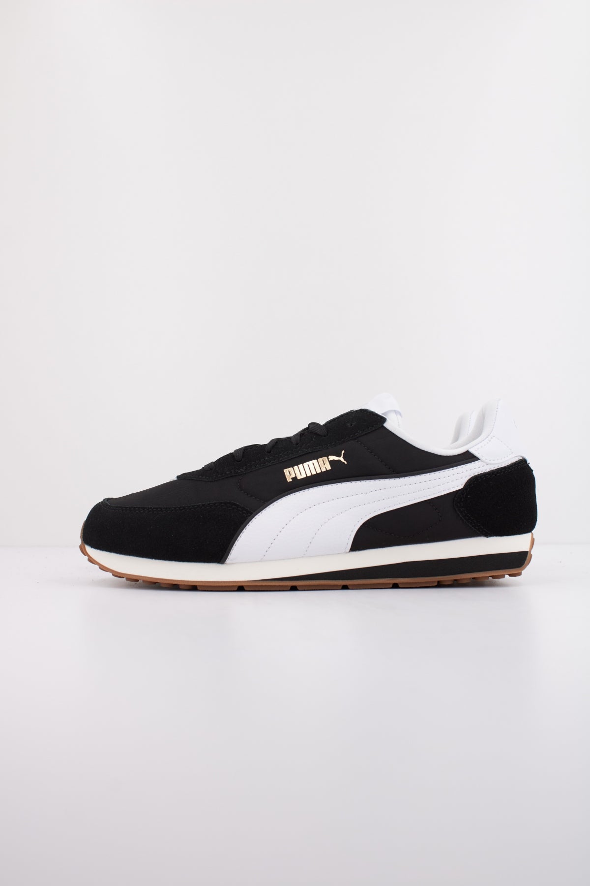 PUMA ST MILER RISE en color NEGRO  (1)