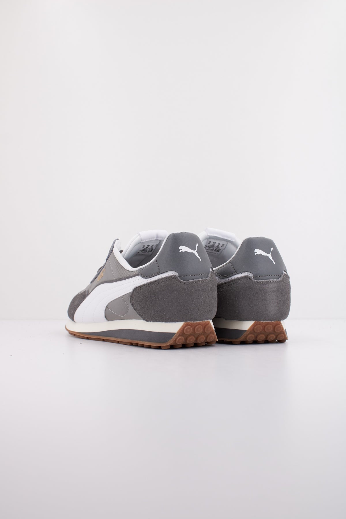 PUMA ST MILER RISE en color GRIS  (4)