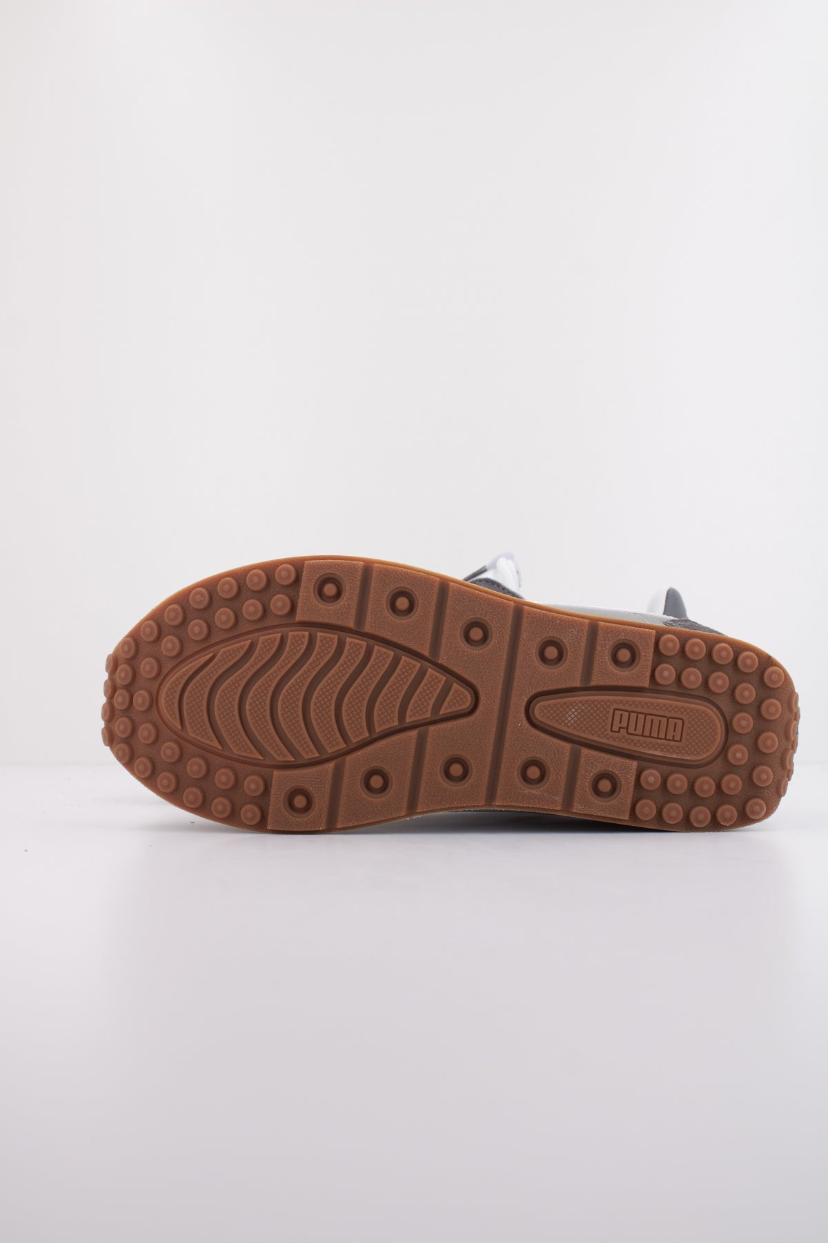 PUMA ST MILER RISE en color GRIS  (5)