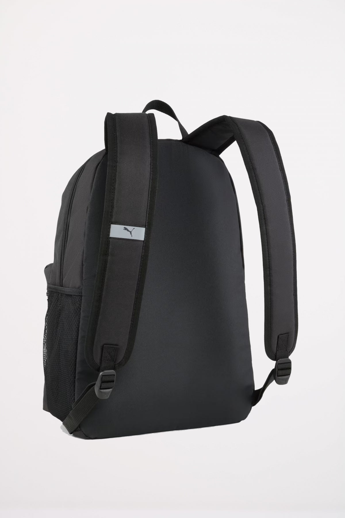PUMA  PHASE BACKPACK  en color NEGRO  (2)