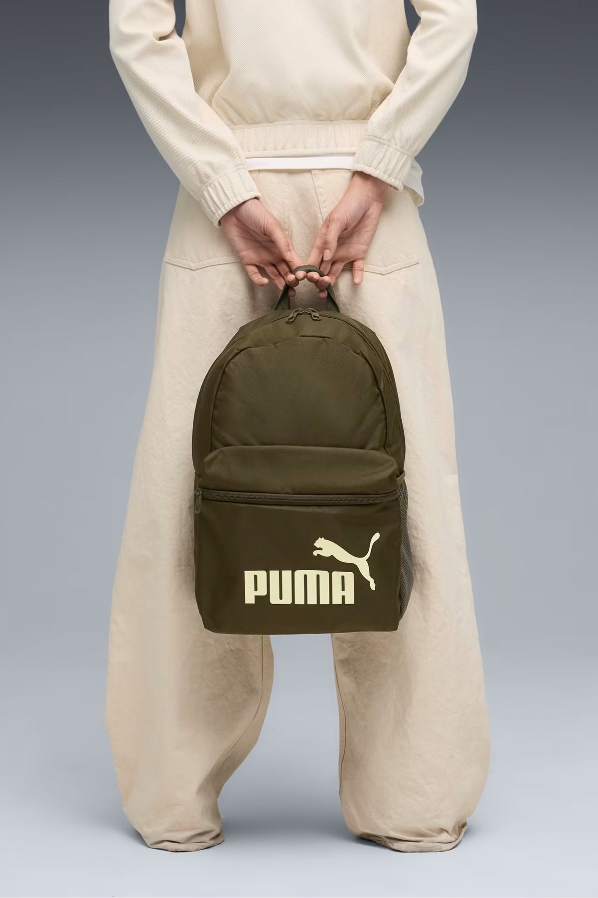 PUMA PHASE BACKPACK en color VERDE  (4)