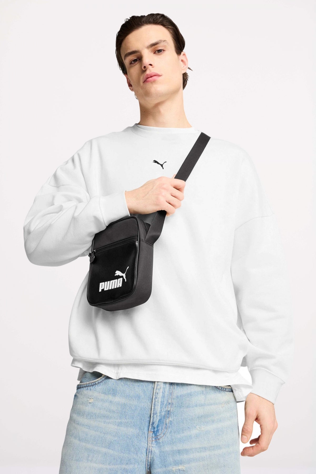 PUMA CAMPUS PORTABLE en color NEGRO  (4)