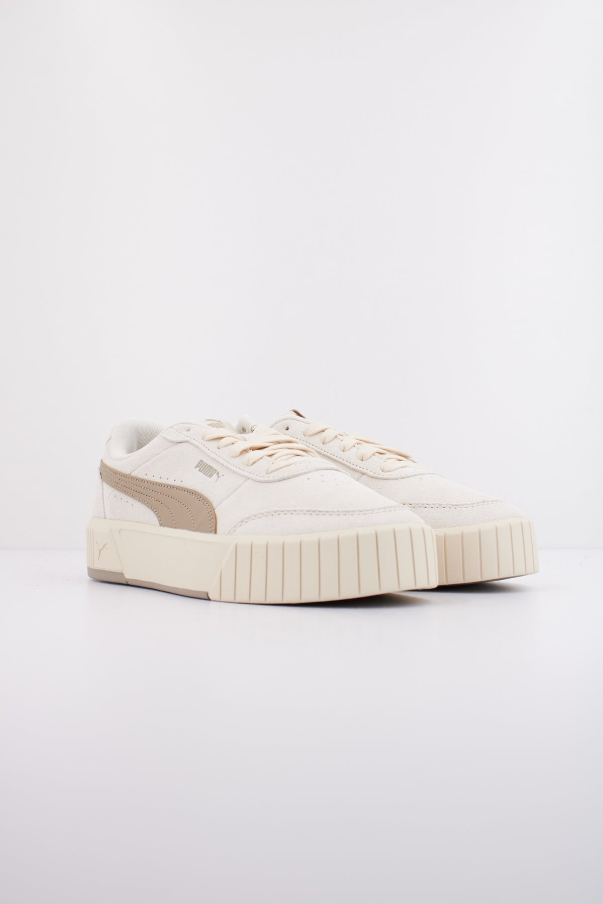 PUMA CARINA MIA SD en color BLANCO  (2)