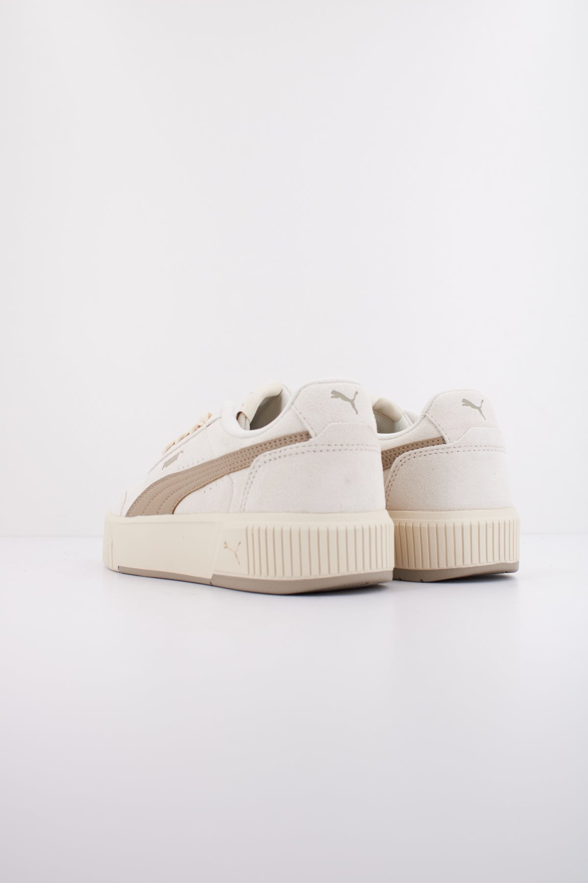 PUMA CARINA MIA SD en color BLANCO  (4)