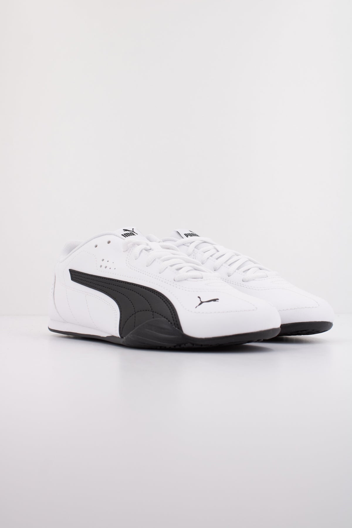 PUMA PUMA CATCH en color BLANCO  (2)