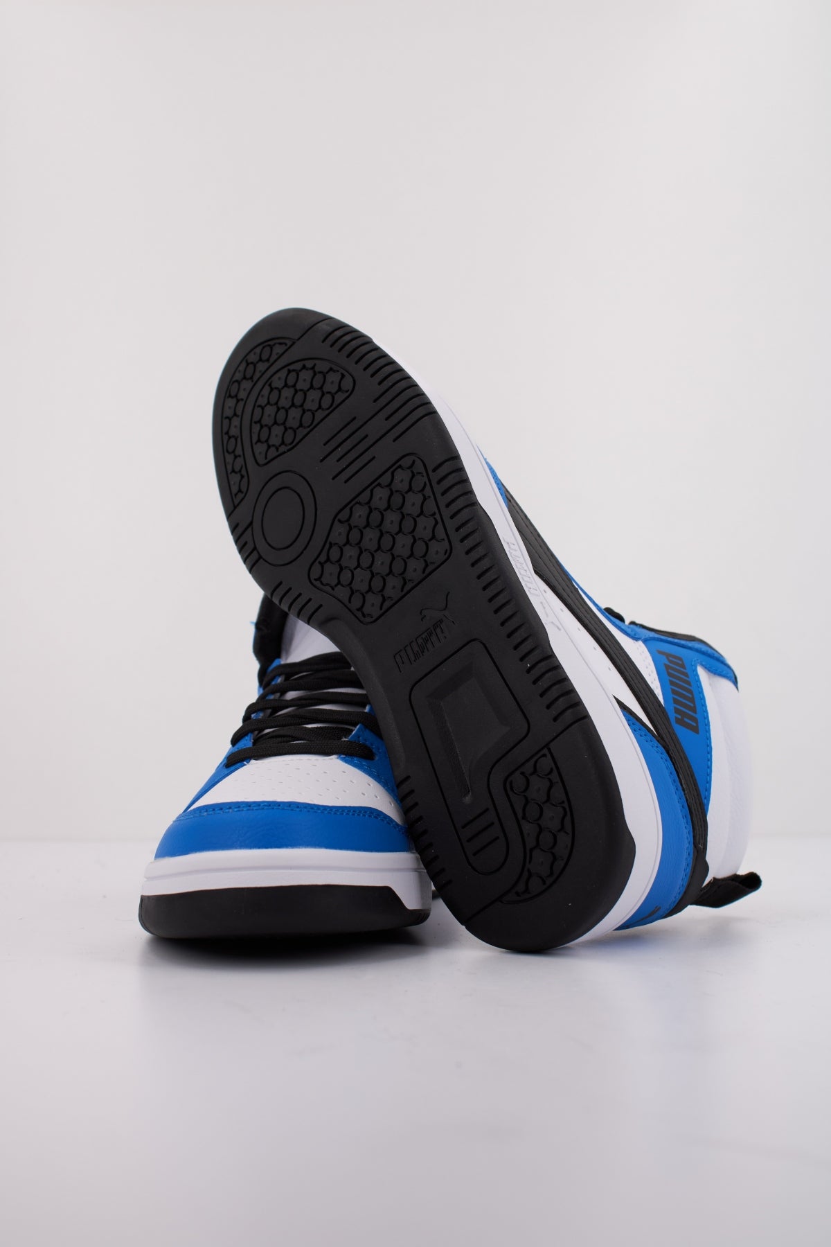 PUMA REBOUND V MID JR en color BLANCO  (5)