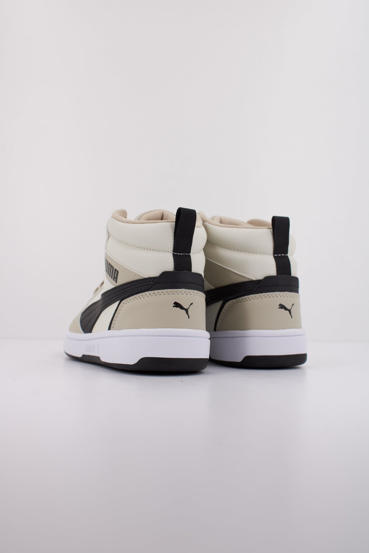 PUMA REBOUND V MID JR en color BEIS  (4)