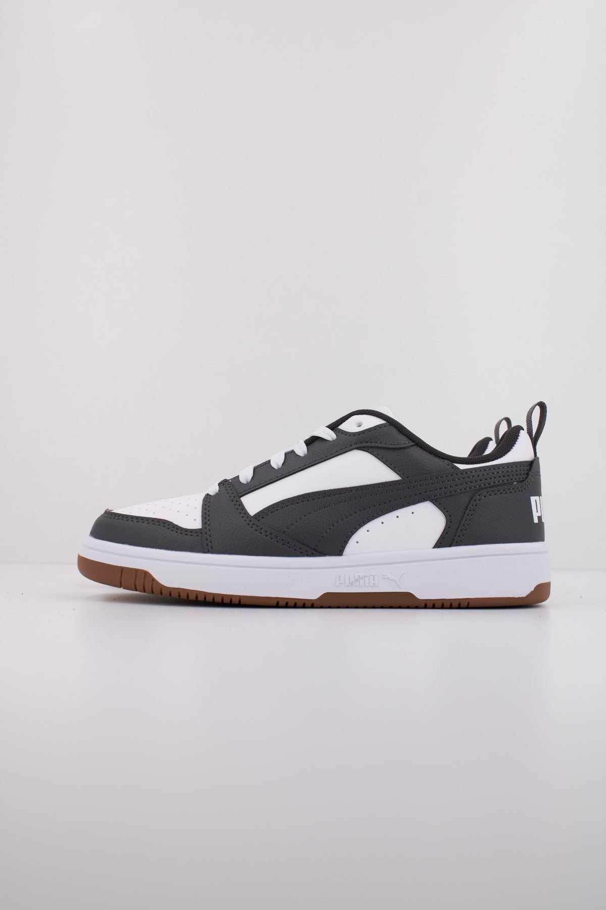 PUMA PUMA REBOUND V LO JR en color GRIS  (1)