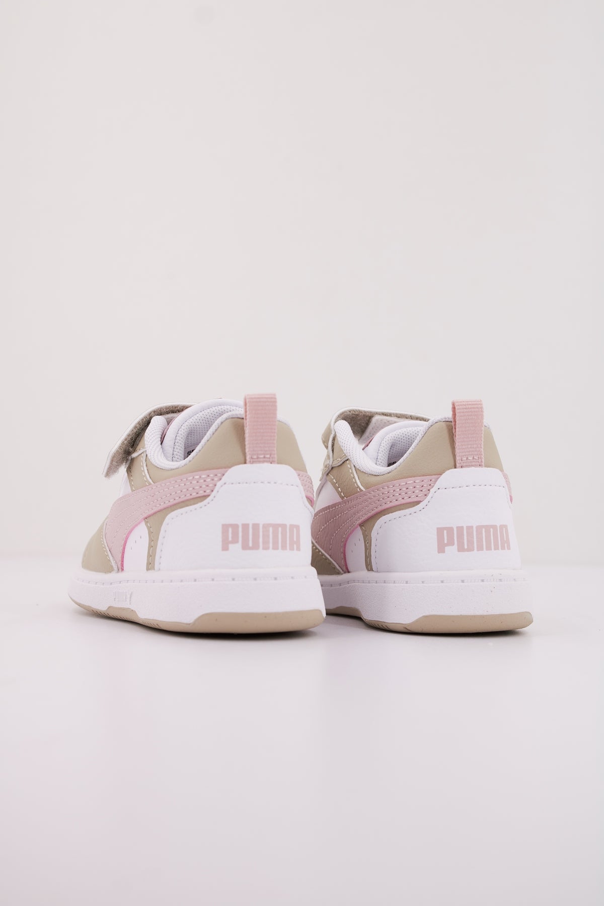 PUMA PUMA REBOUND V LO AC+ INF en color BEIS  (4)