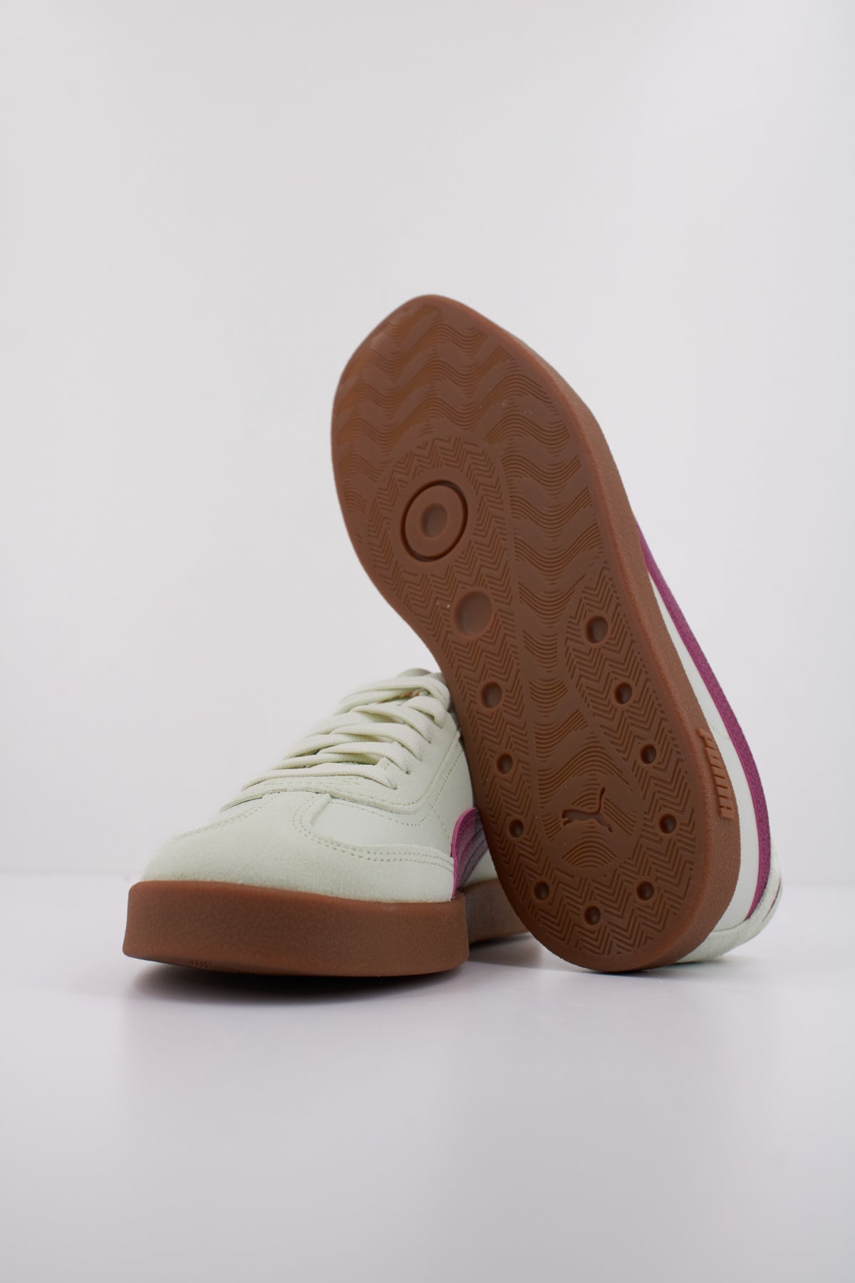 PUMA PUMA CLUB II ERA JR en color VERDE  (5)