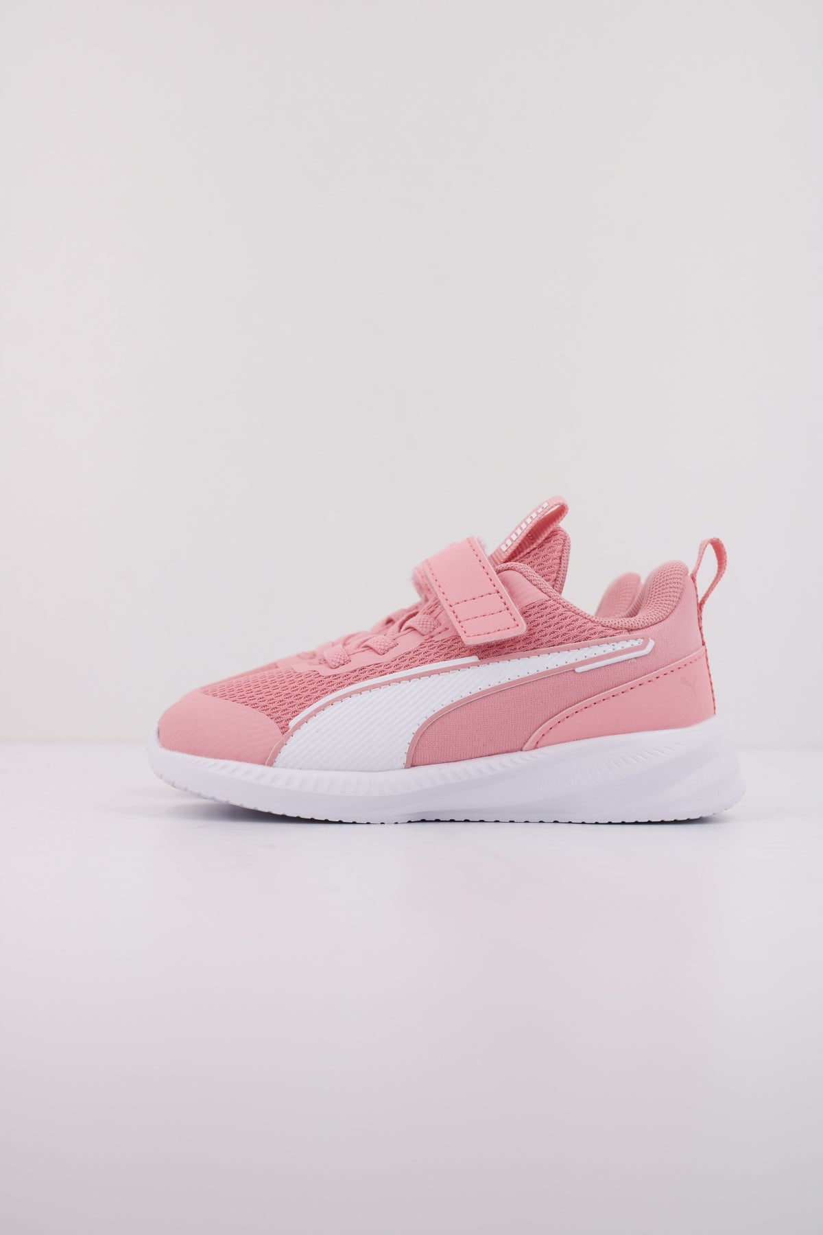 PUMA FLYER  AC+ INF en color ROSA  (1)