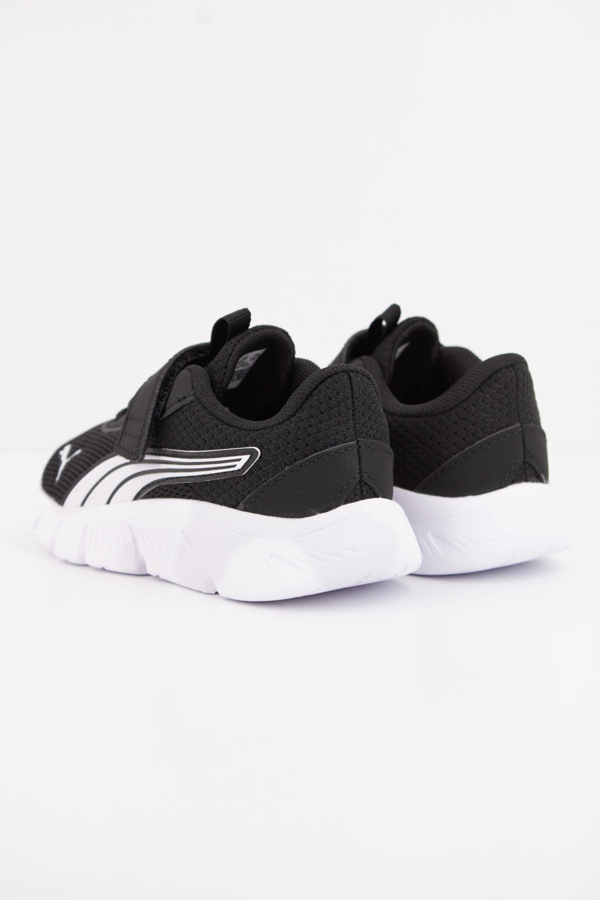 PUMA FLEXFOCUS MODERN AC en color NEGRO  (4)