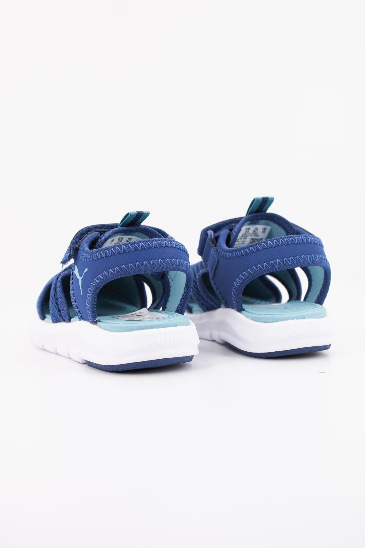 PUMA FUN RACER SANDAL MESH en color AZUL  (4)
