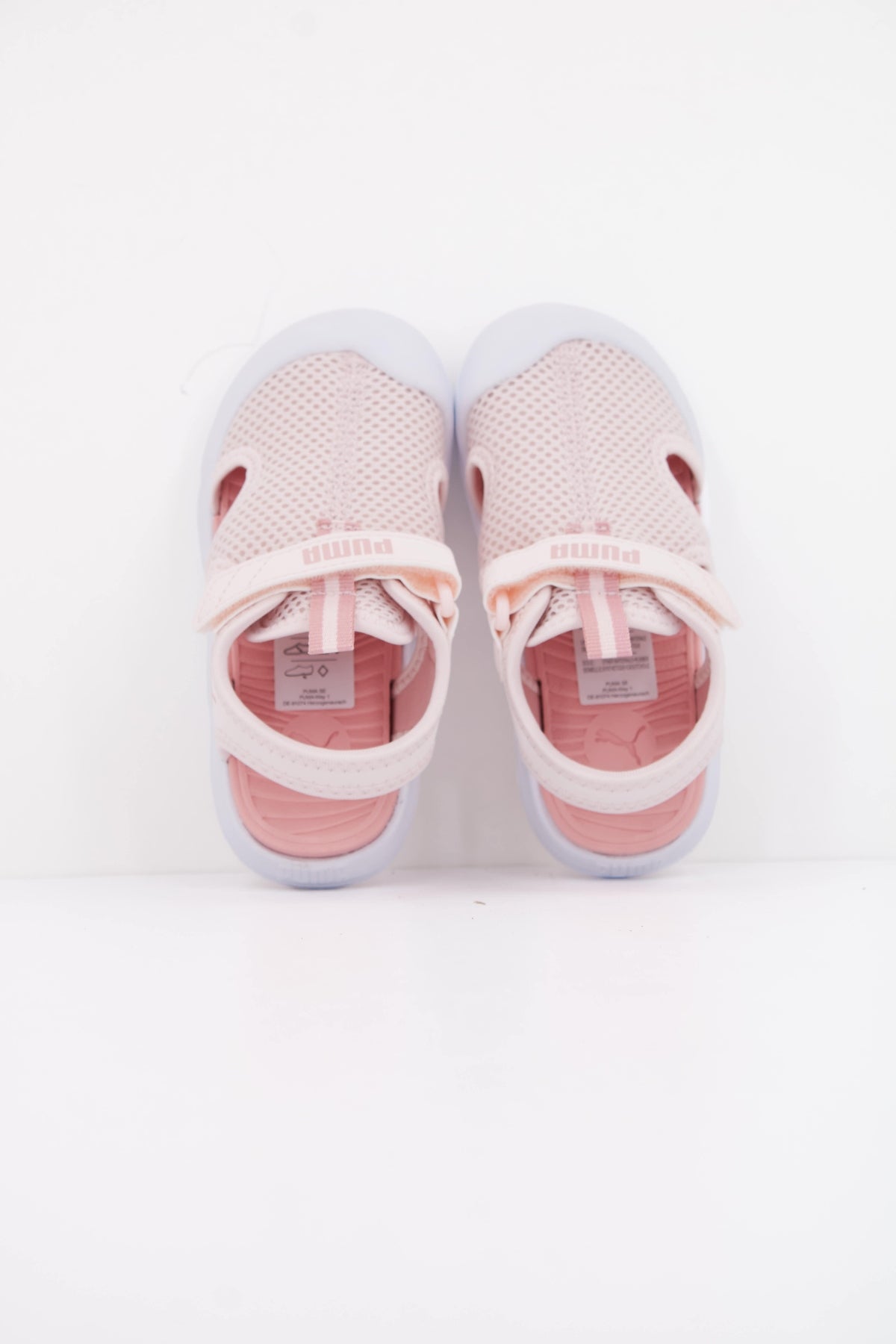 PUMA FUN RACER SANDAL MESH en color ROSA  (3)