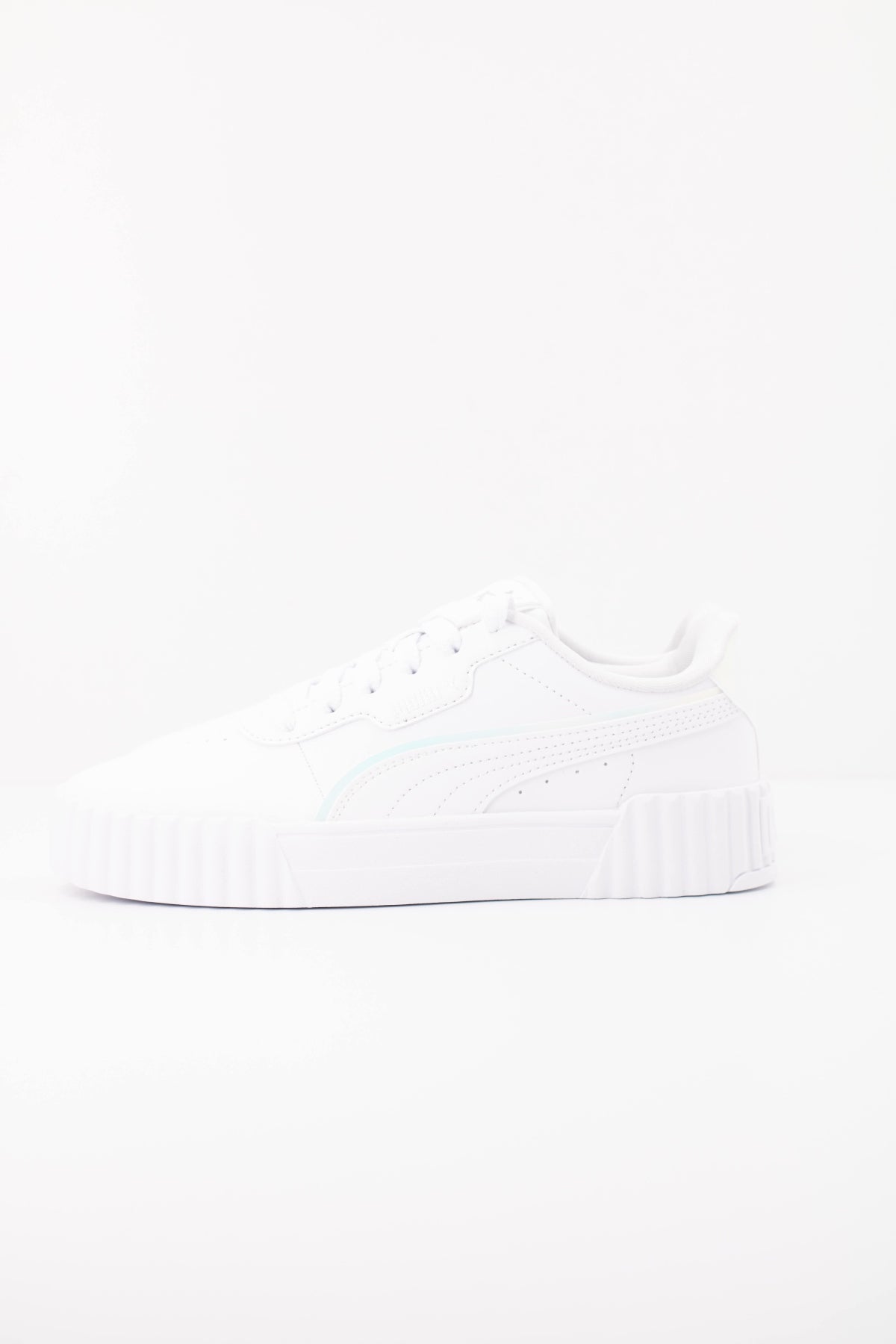 PUMA   en color BLANCO  (1)