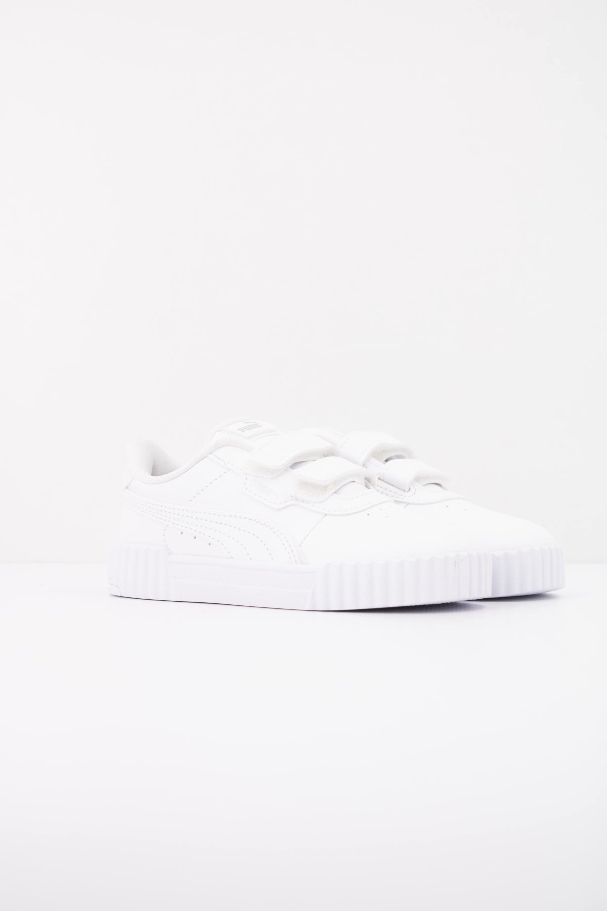 PUMA   en color BLANCO  (2)