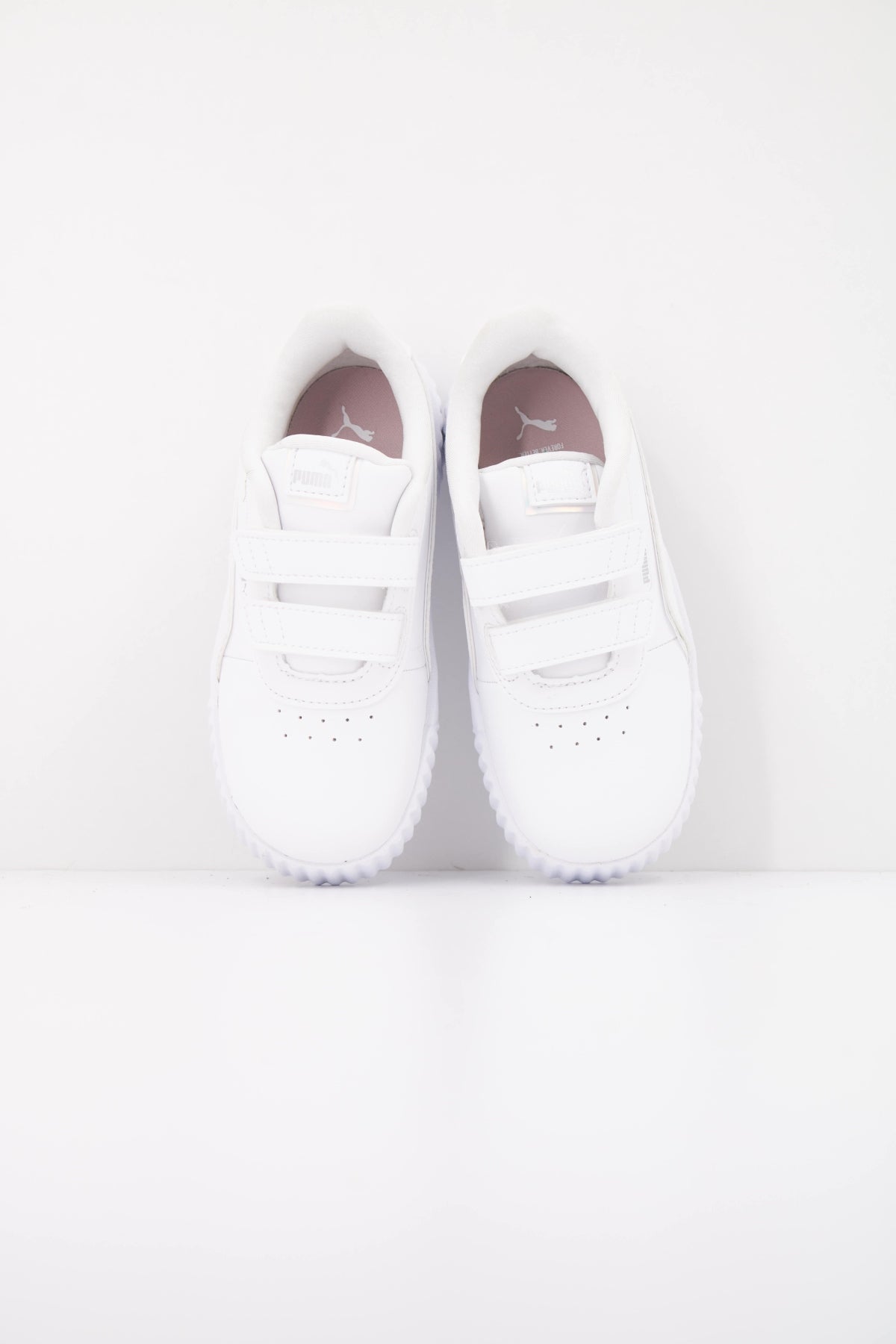 PUMA   en color BLANCO  (3)