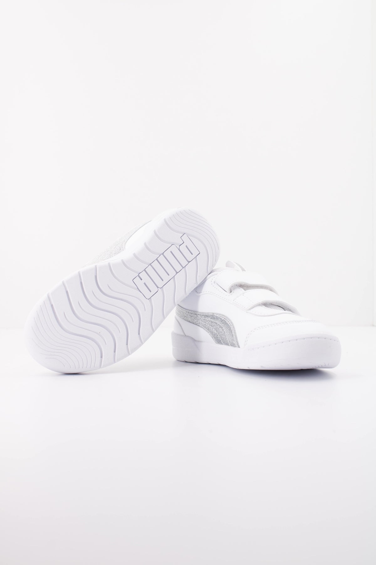PUMA   en color BLANCO  (5)
