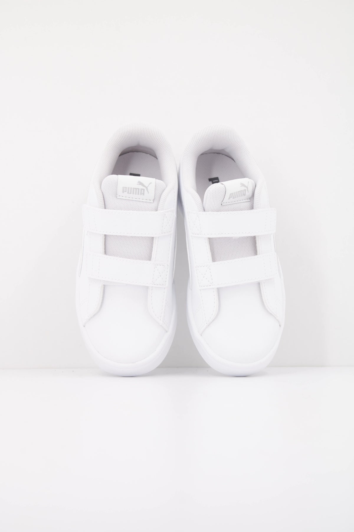 PUMA   en color BLANCO  (3)