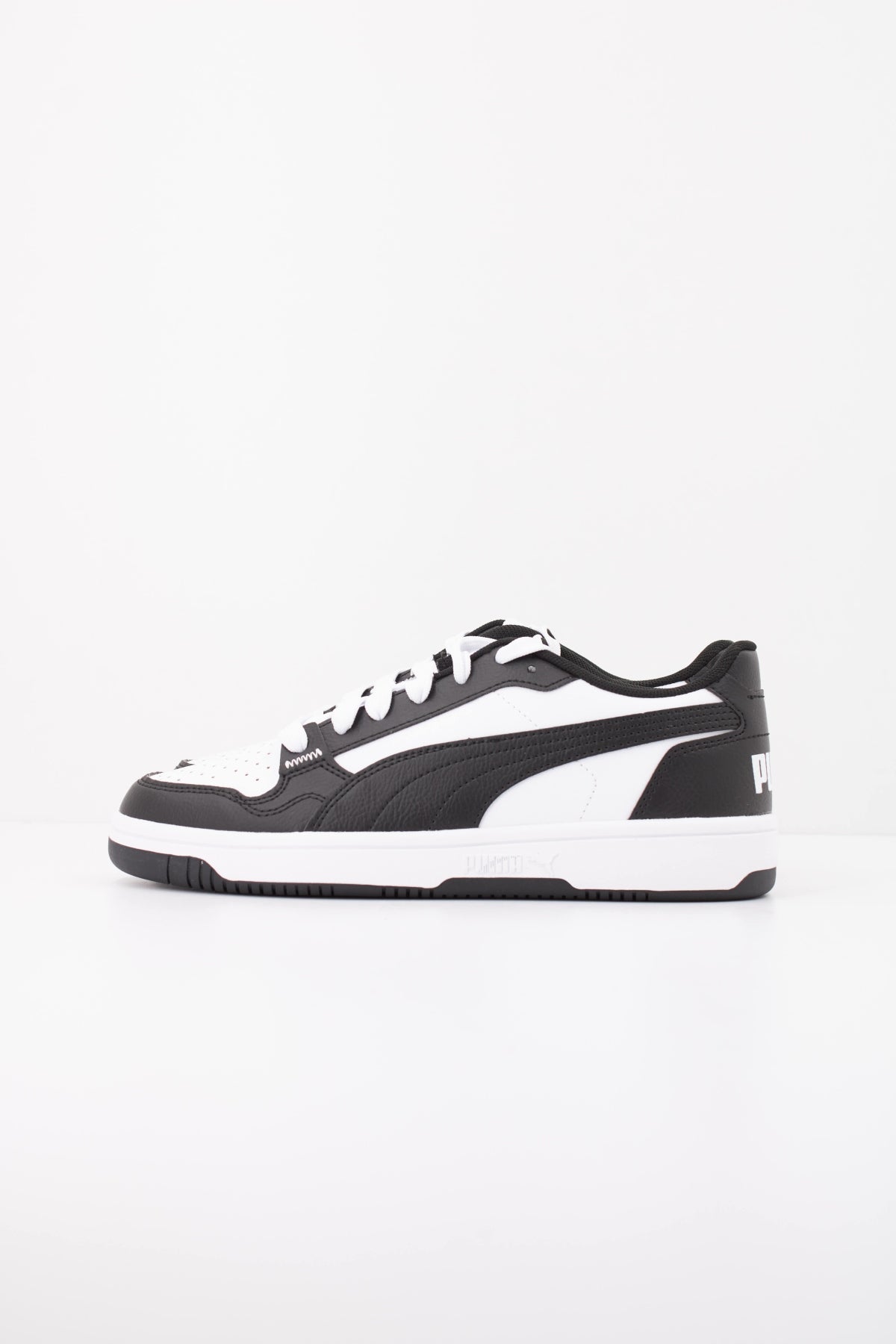 PUMA   en color NEGRO  (1)