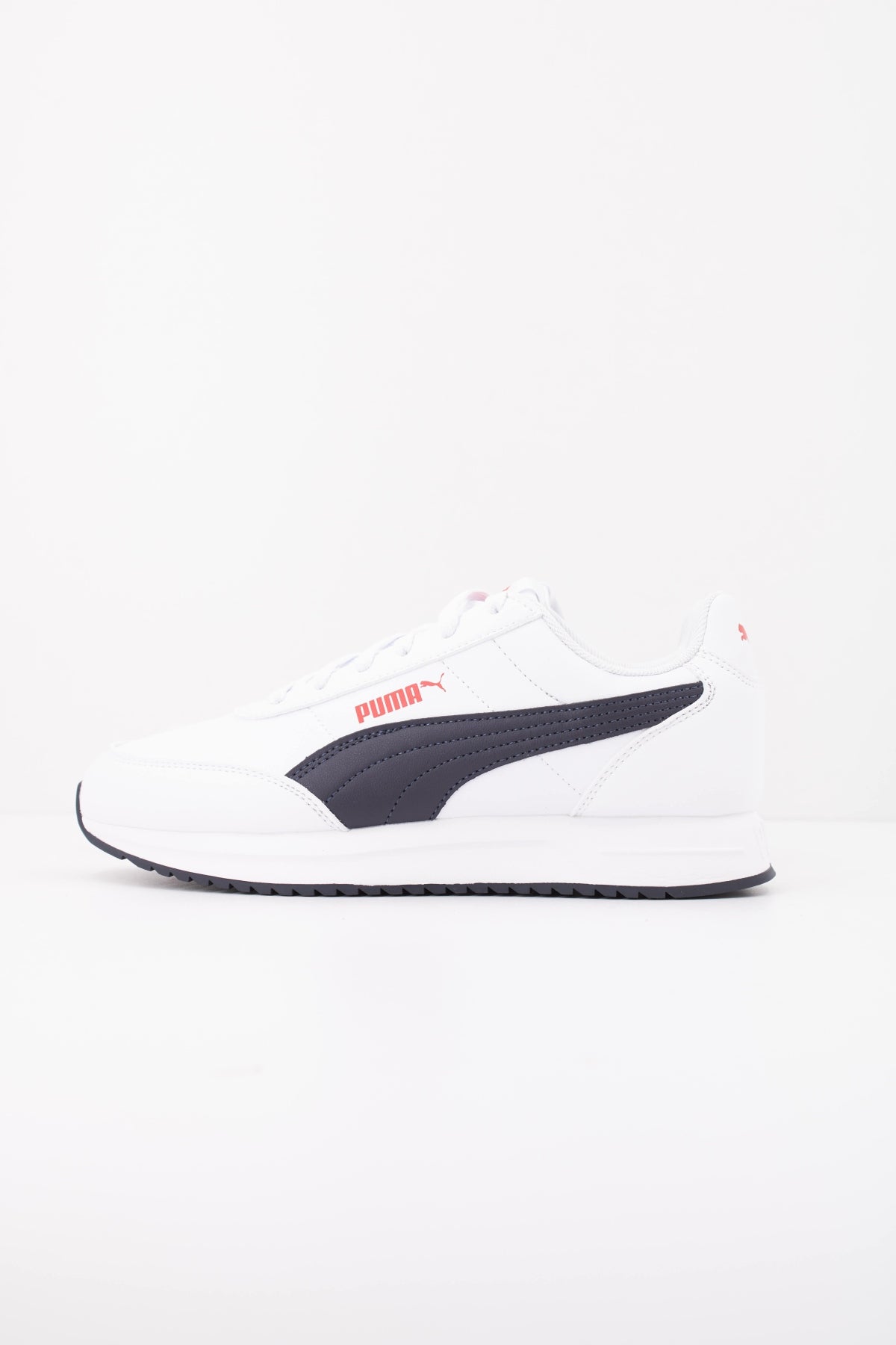 PUMA   en color BLANCO  (1)