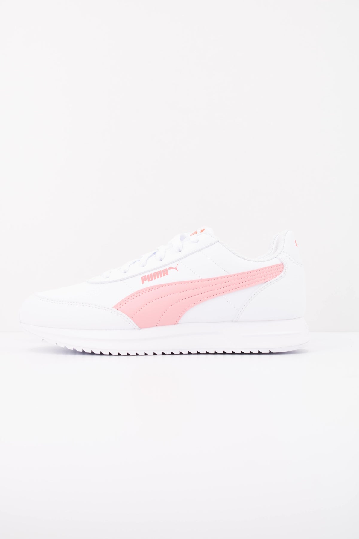 PUMA   en color BLANCO  (1)