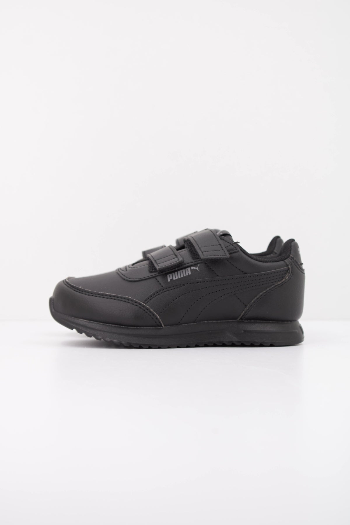 PUMA   en color NEGRO  (1)