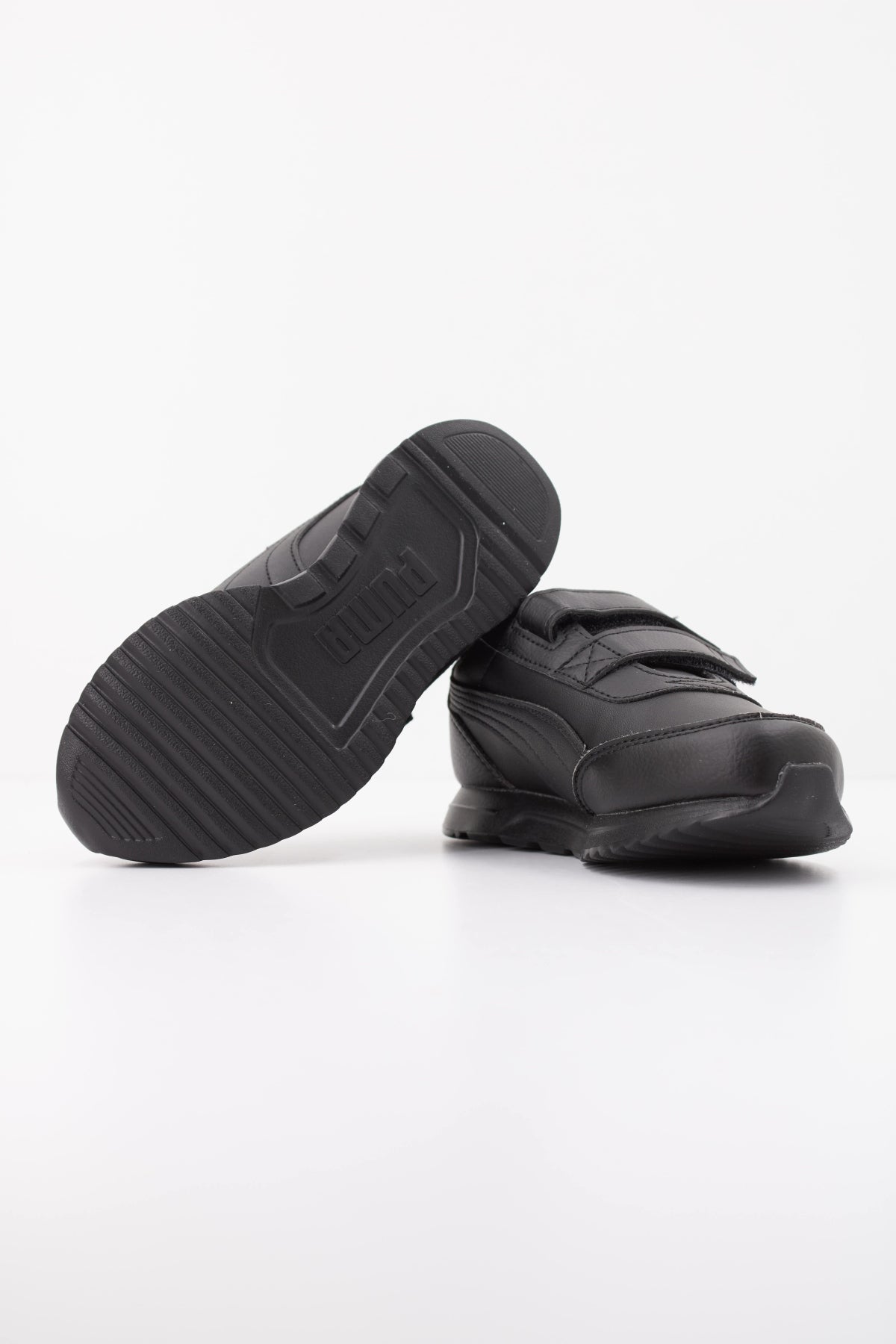 PUMA   en color NEGRO  (5)