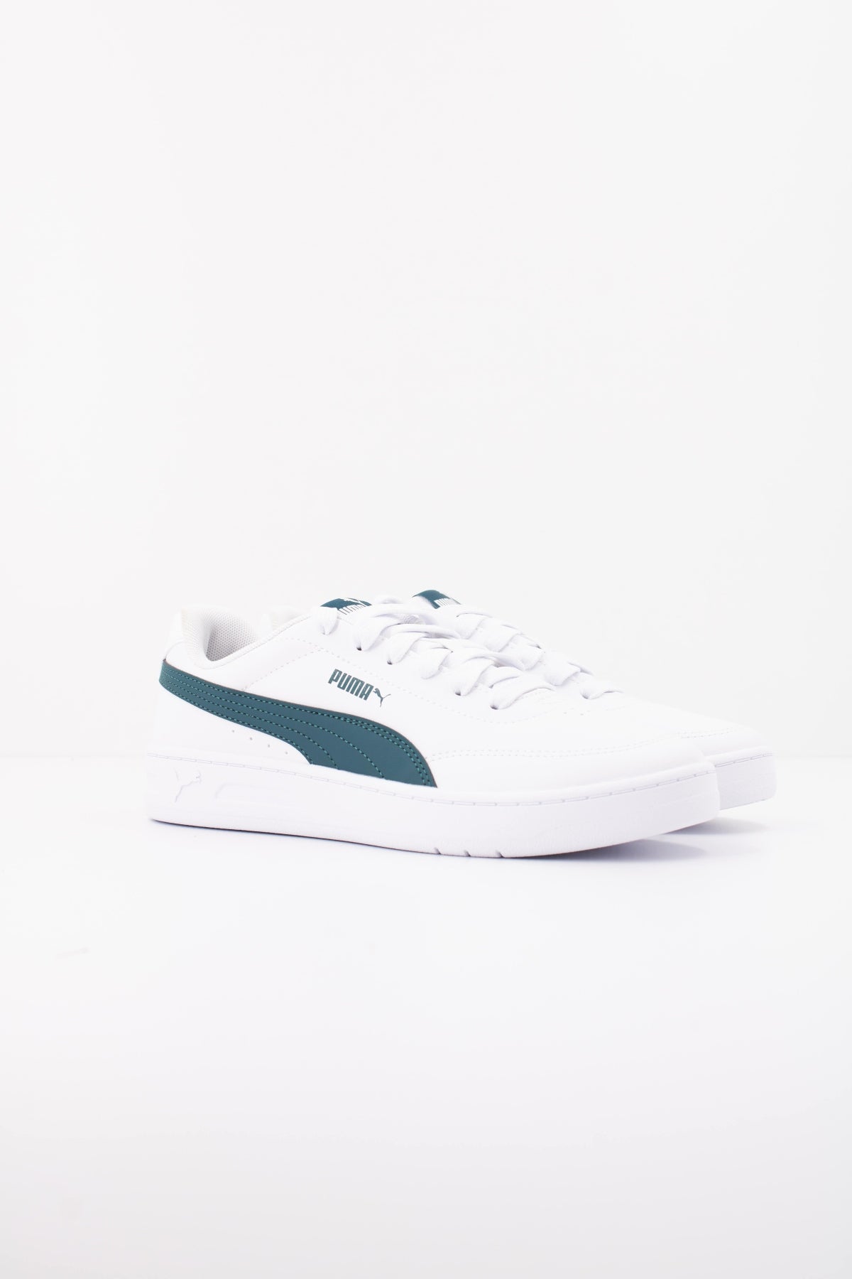 PUMA   en color BLANCO  (2)