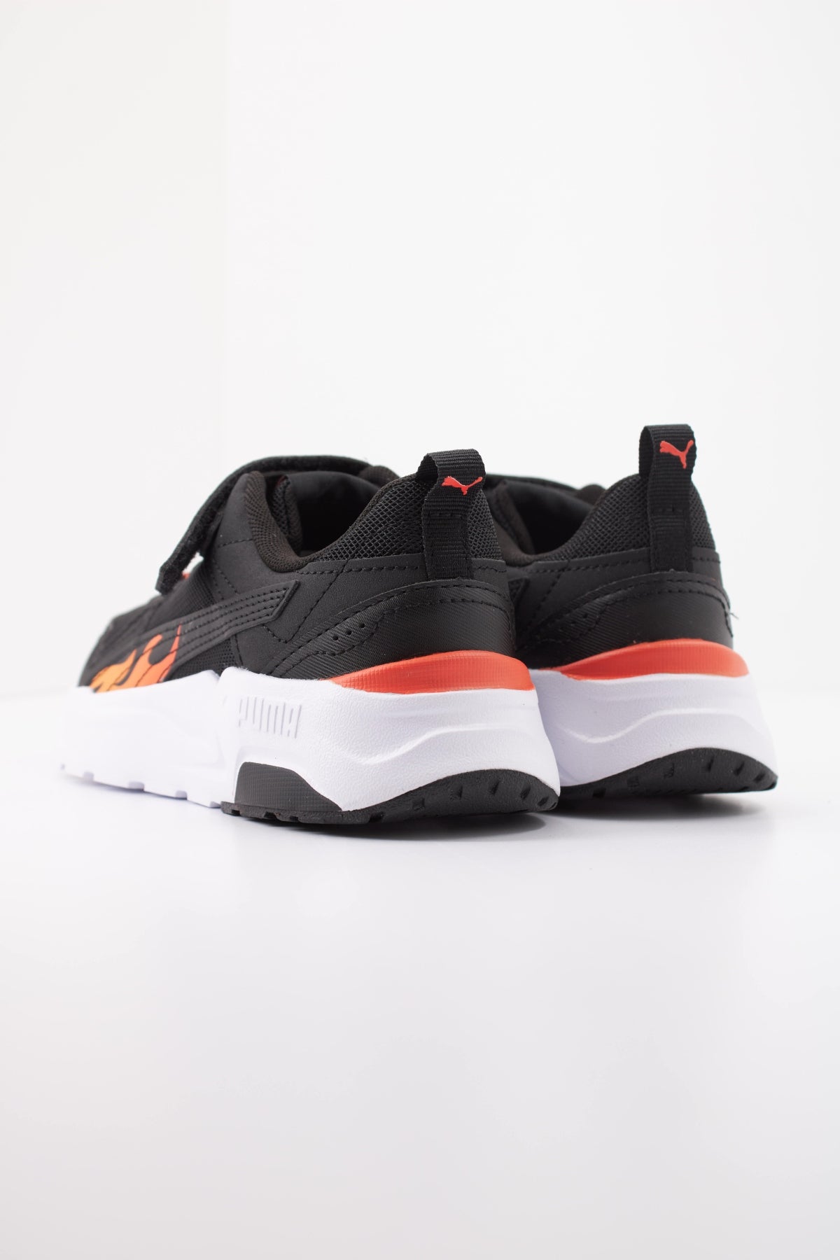 PUMA TRINITY  LT SPARKS AC+ PS en color NEGRO  (4)