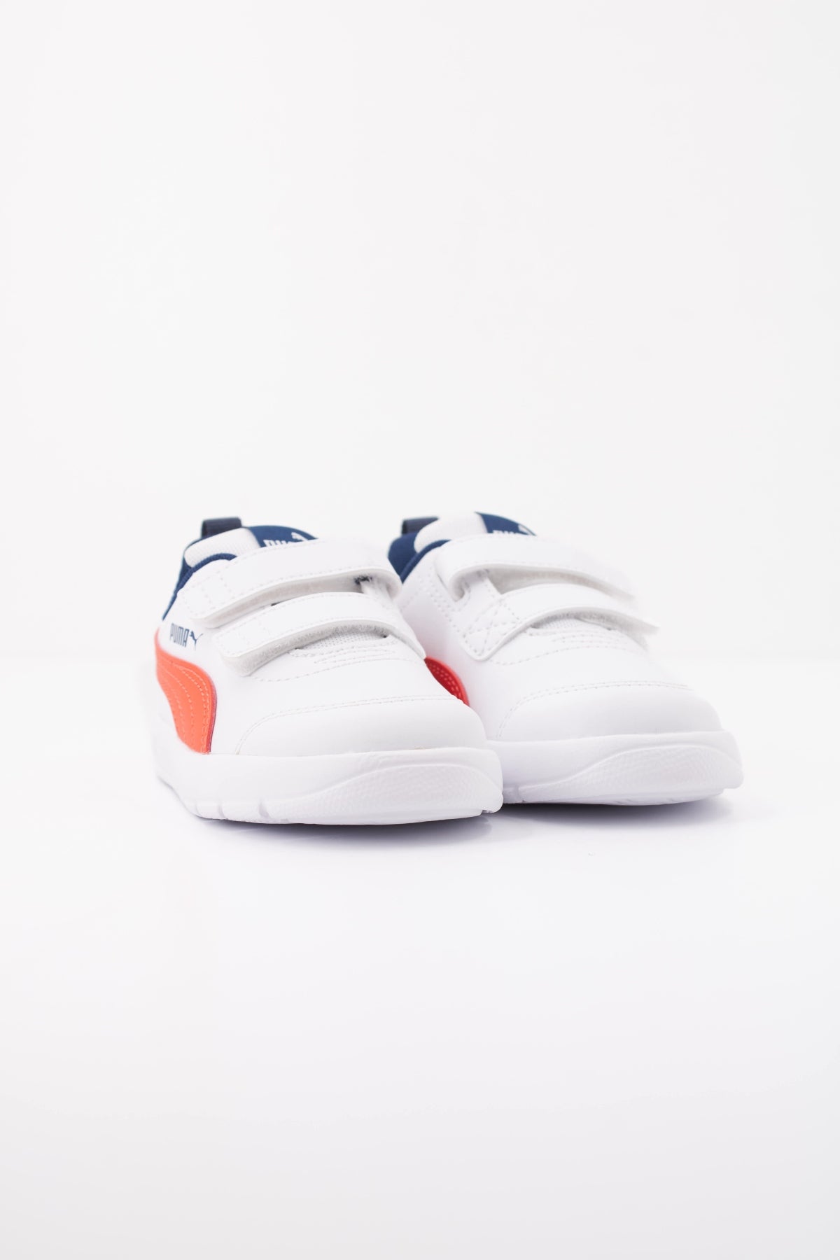 PUMA COURTFLEX V V INF en color BLANCO  (2)