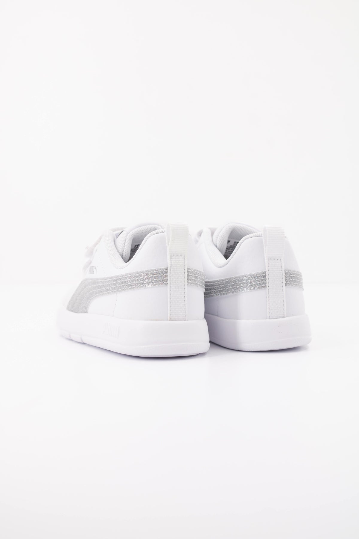 PUMA   en color BLANCO  (4)