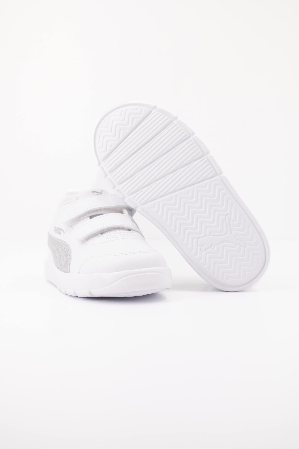 PUMA   en color BLANCO  (5)