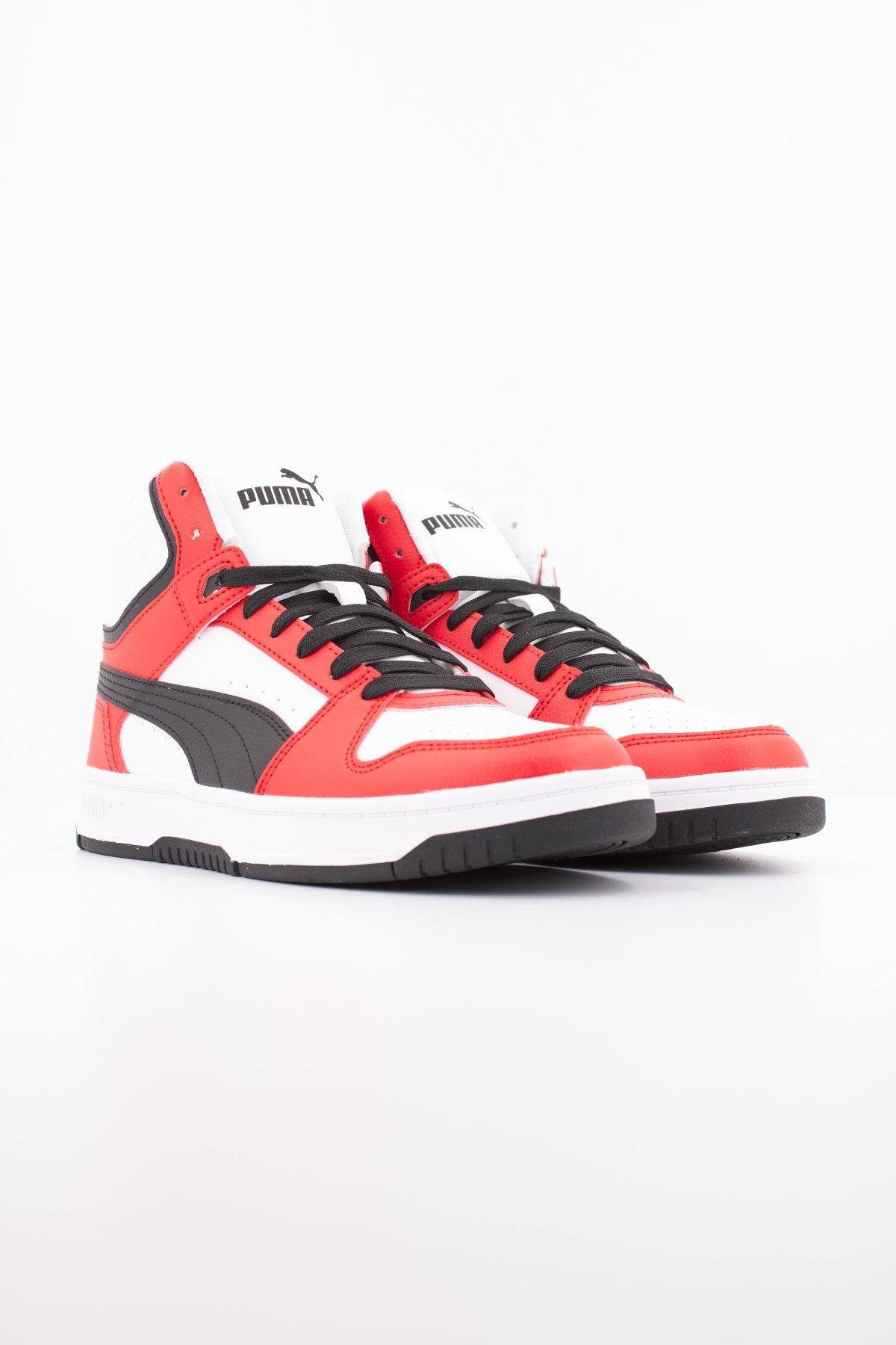 PUMA REBOUND SLAM MID JR en color ROJO  (2)