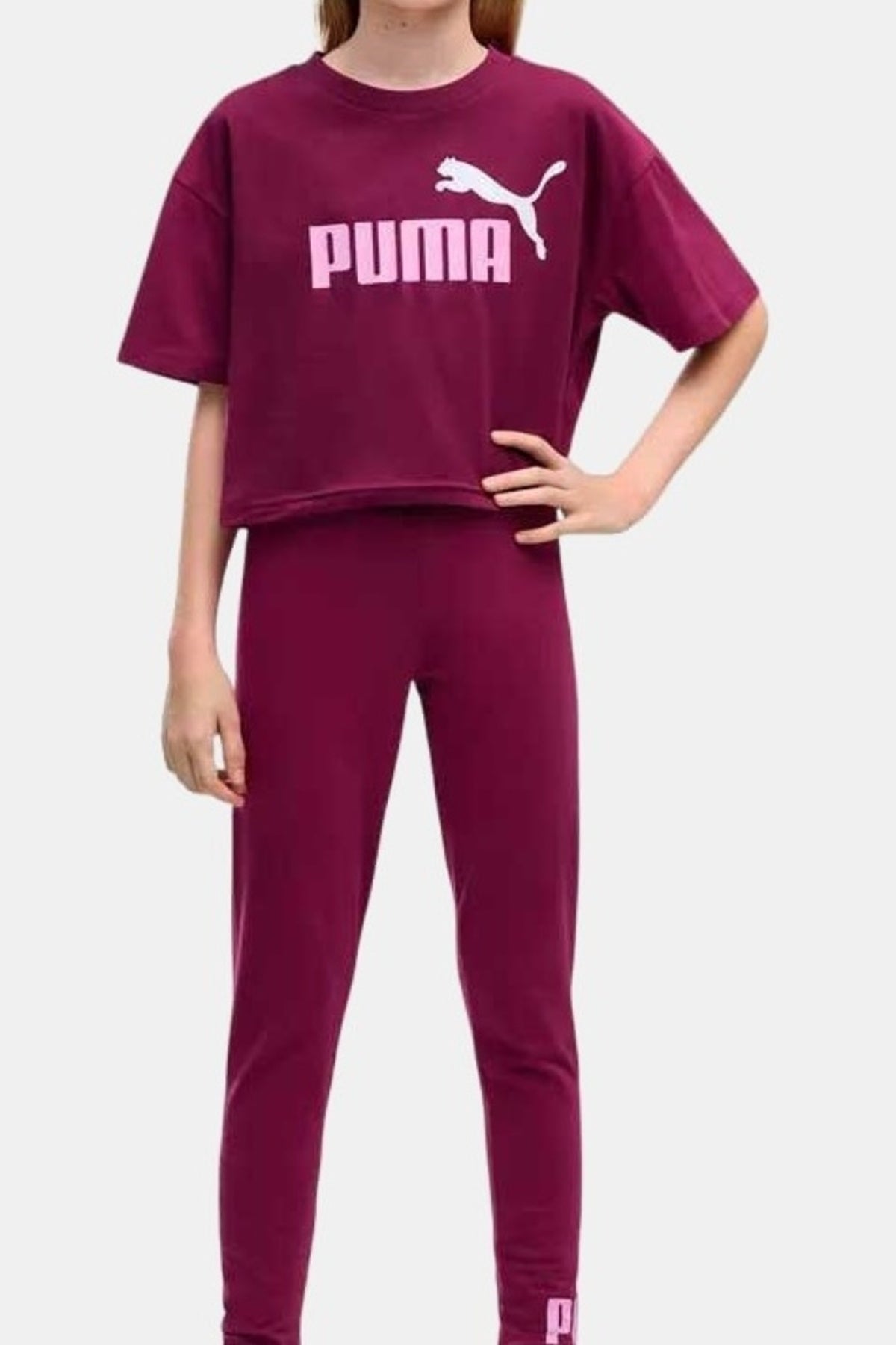 PUMA LOGO SHORT LENGTH TEE G en color   (1)