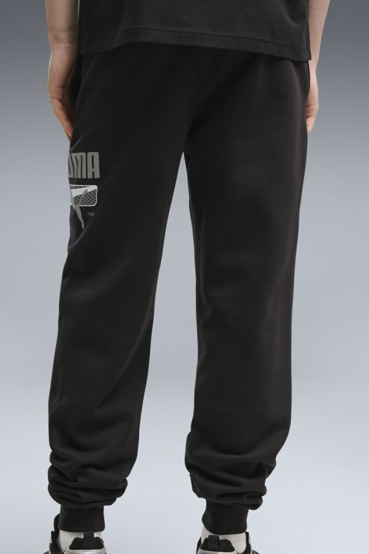 PUMA LOGO PLAY SWEATPANTS FL CL en color   (1)