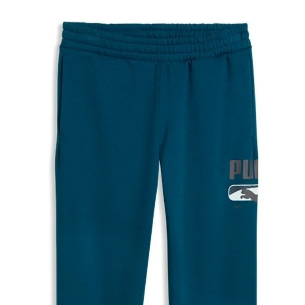 PUMA LOGO PLAY SWEATPANTS FL CL en color VERDE  (6)