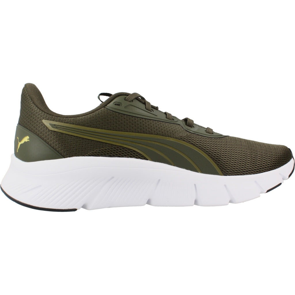 PUMA  en color VERDE  (4)