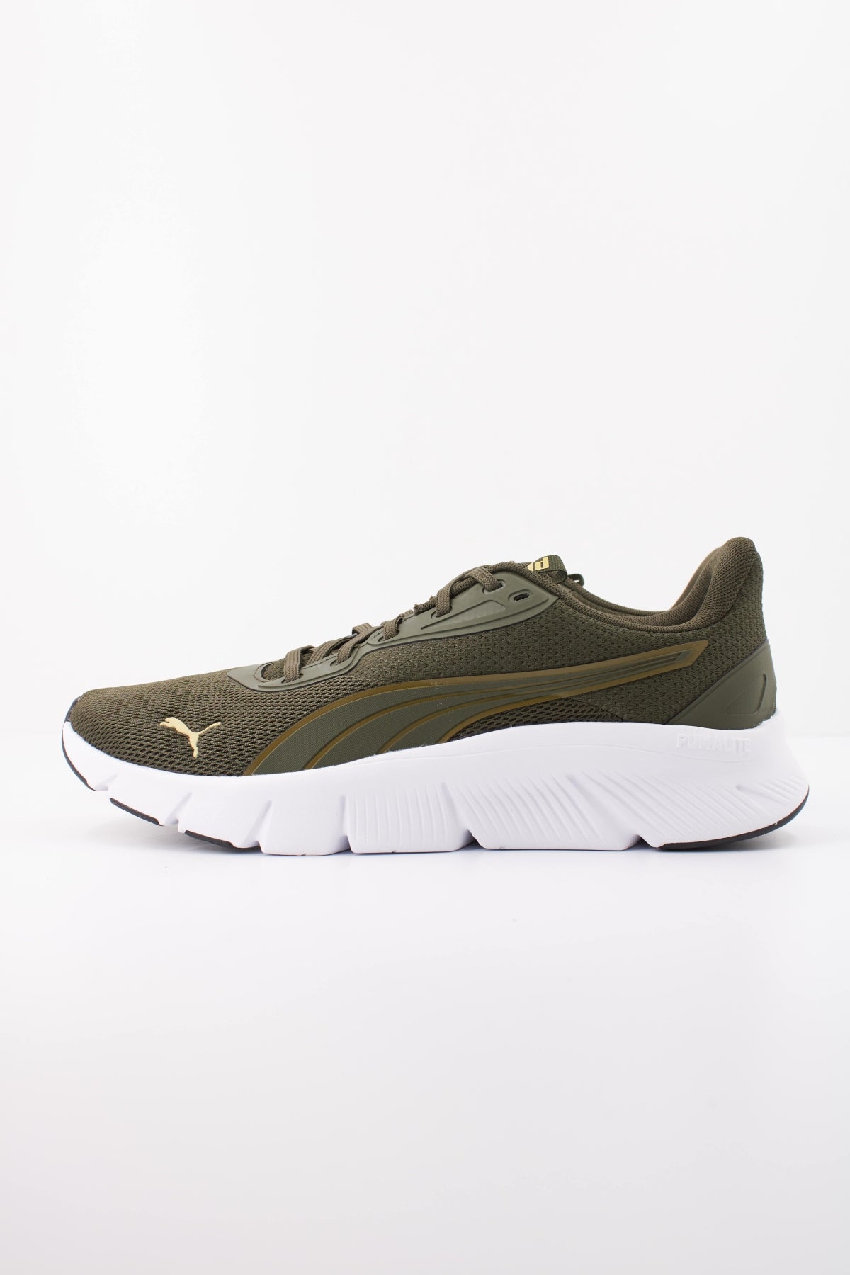 PUMA  en color VERDE  (1)