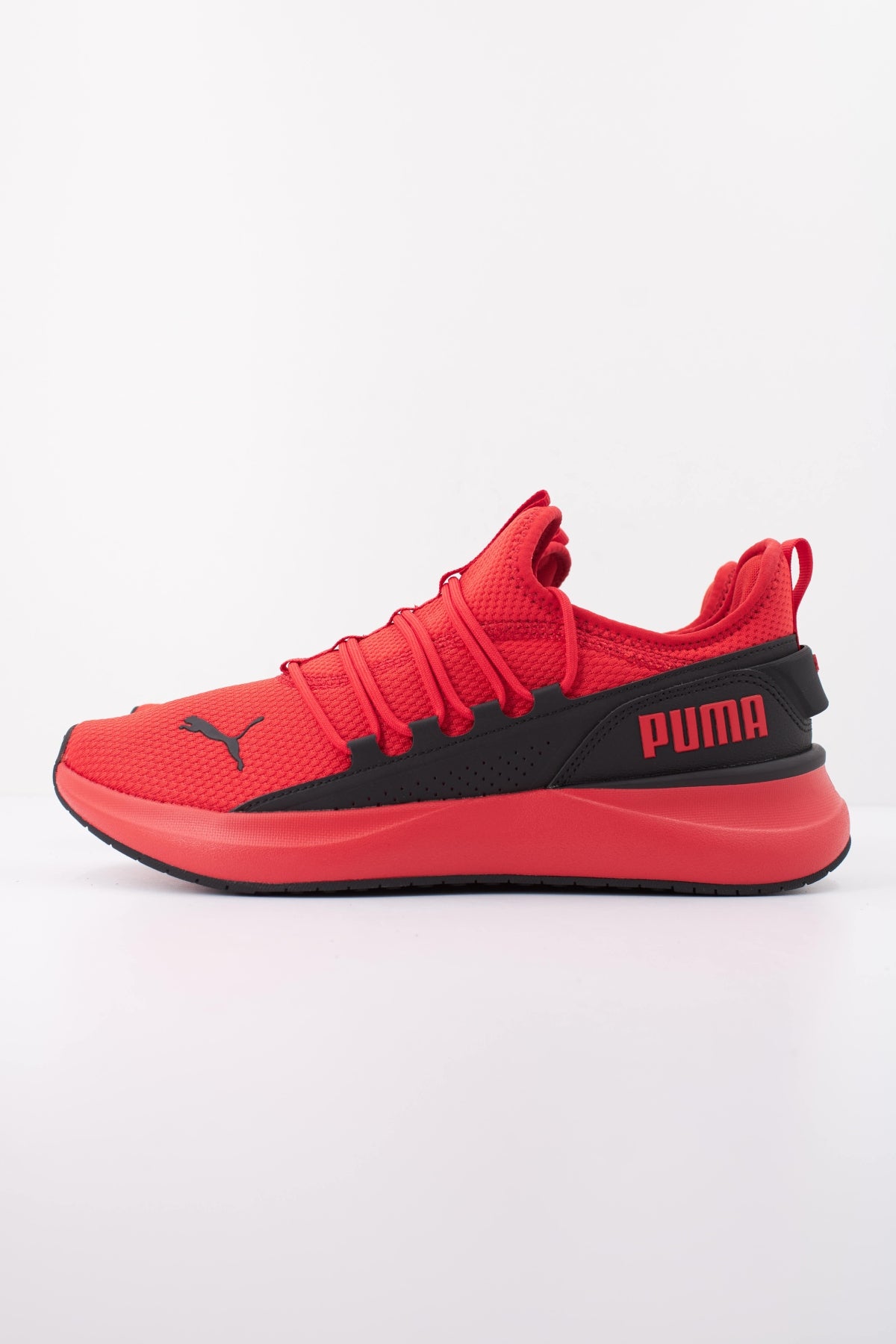 PUMA SOFTRIDE CARSON  en color ROJO  (1)