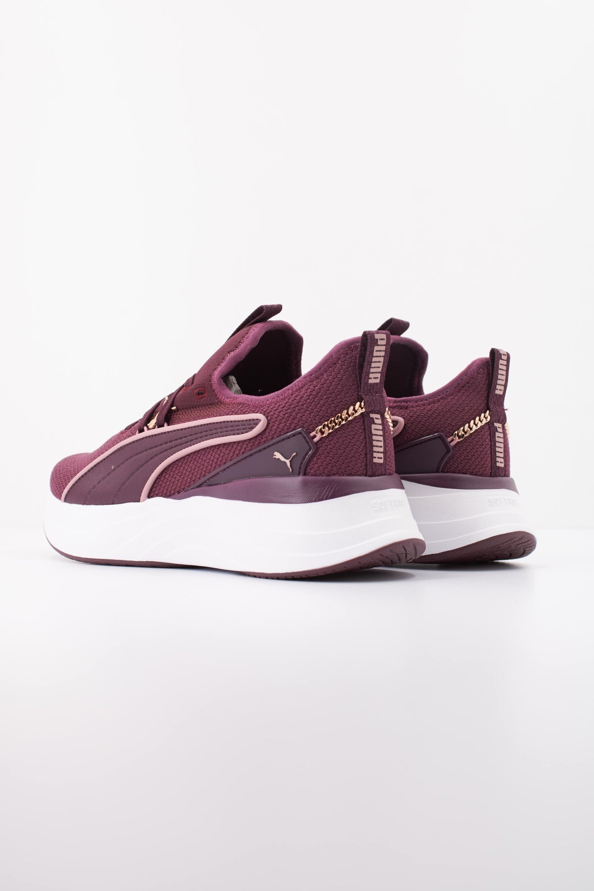 PUMA SOFTRIDE SABRINA en color BURDEOS  (4)