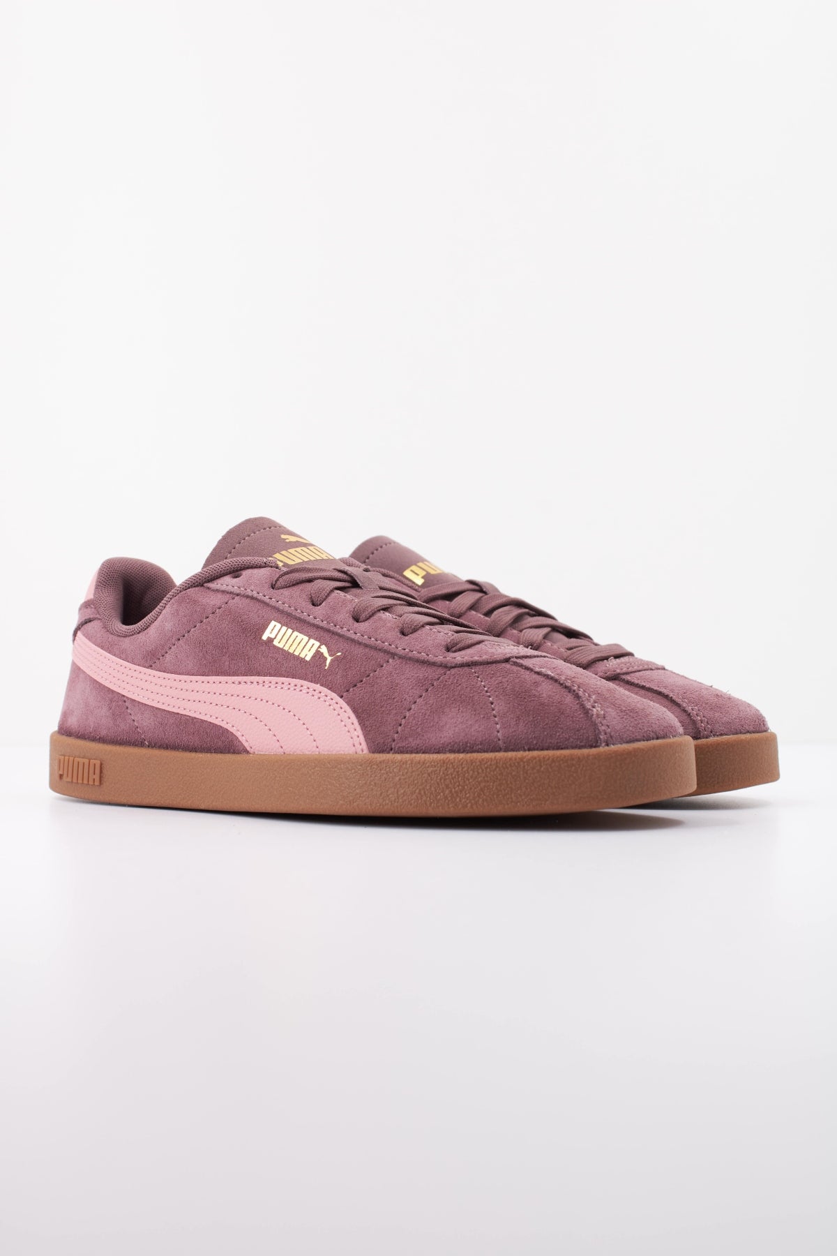 PUMA PUMA CLUB II en color VIOLETA  (2)