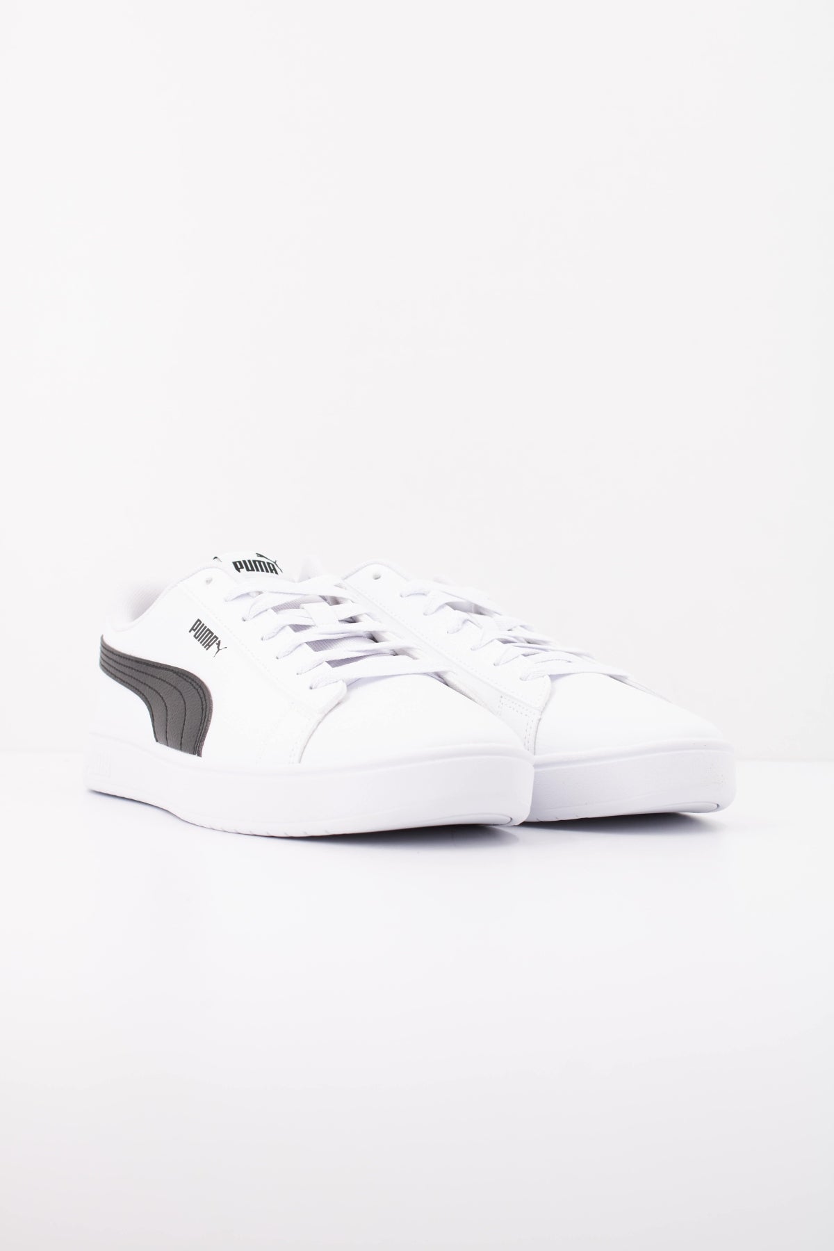 PUMA RICKIE en color BLANCO  (2)