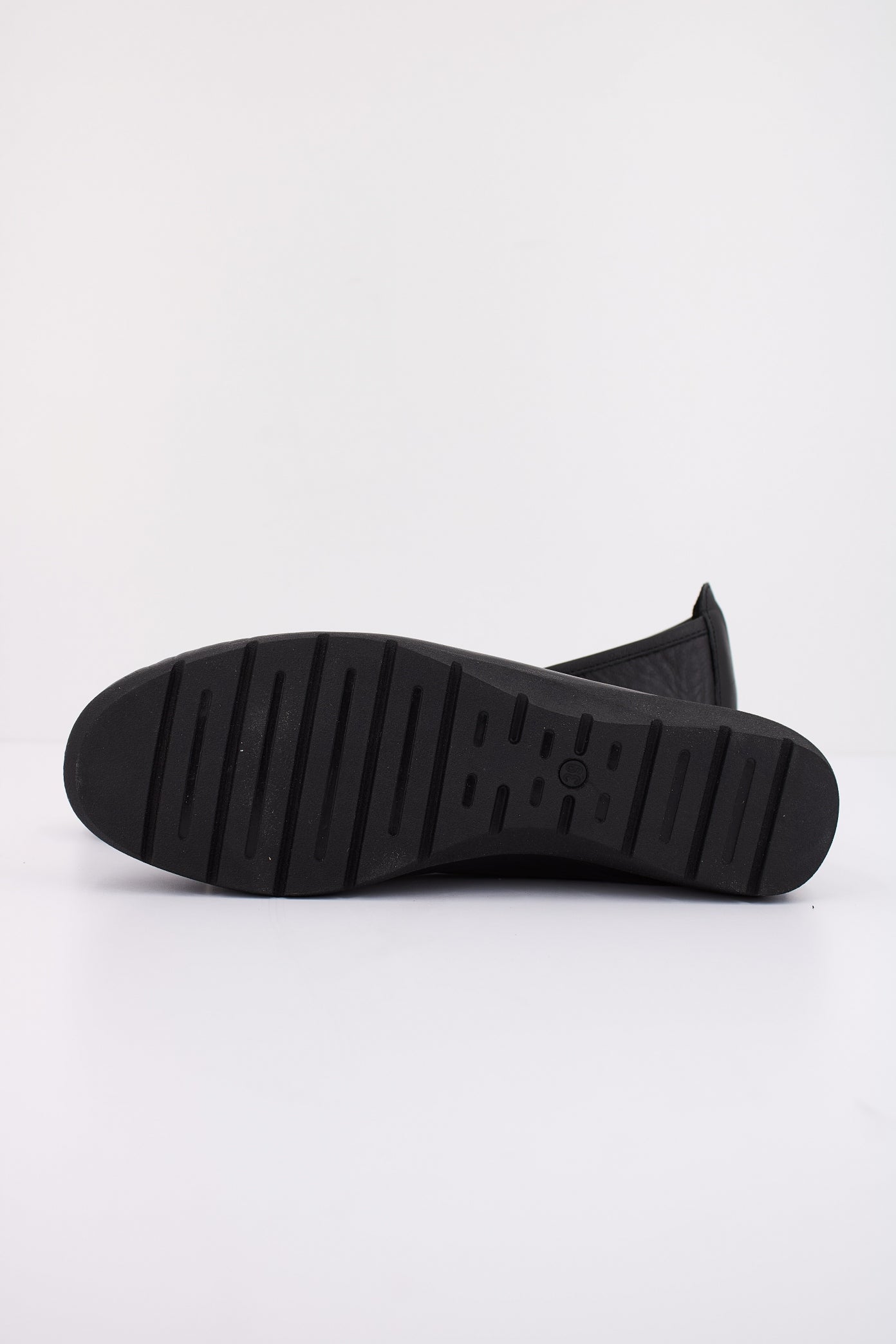 CARMELA C en color NEGRO  (5)