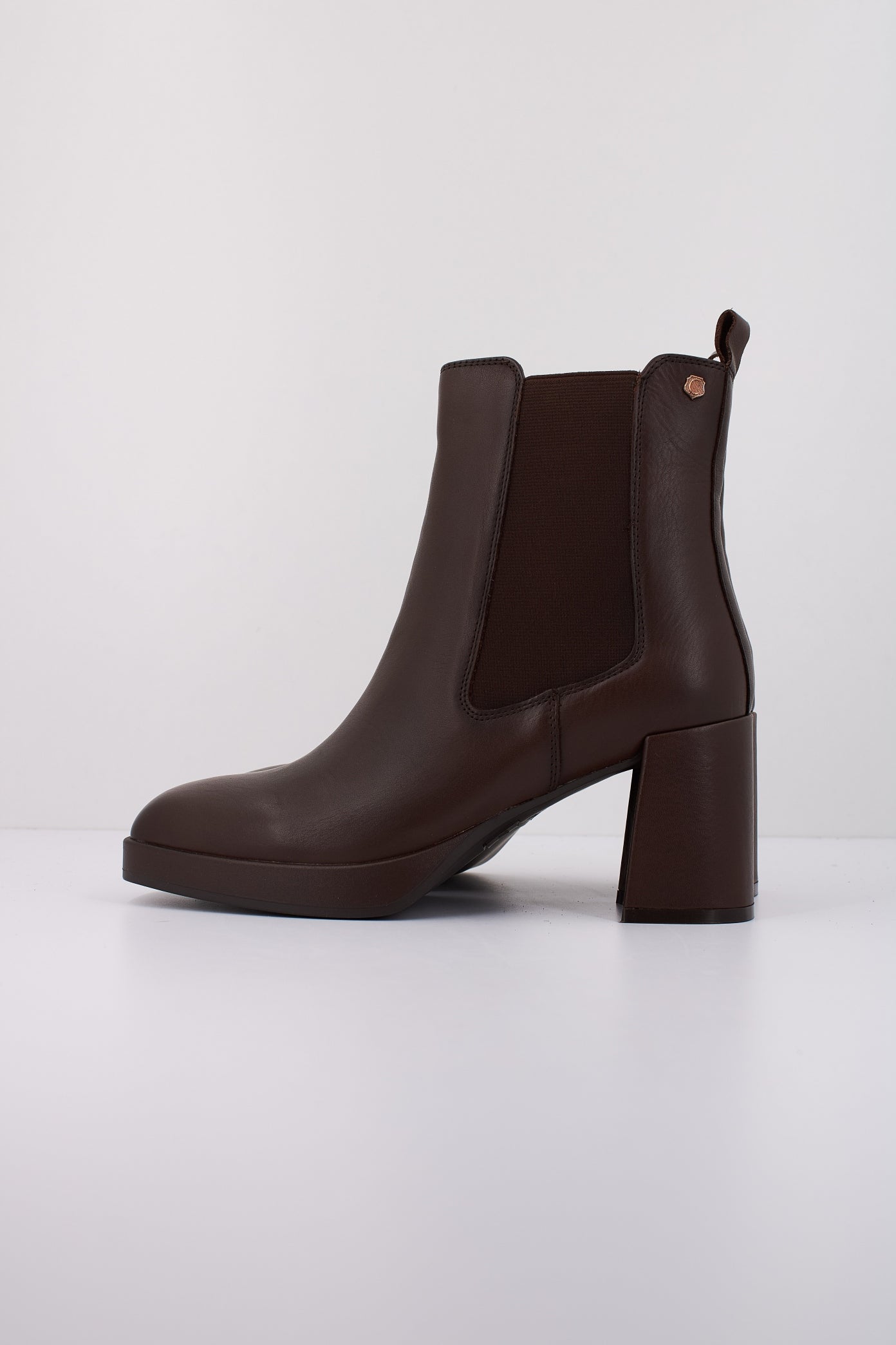 CARMELA C  en color MARRON  (1)