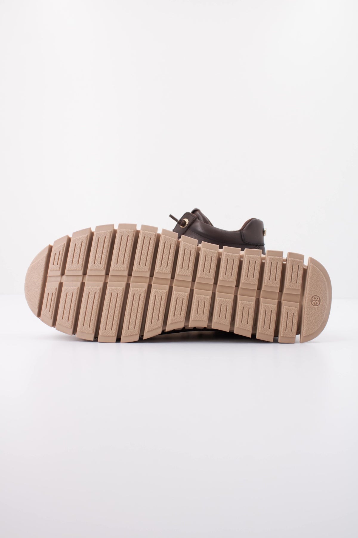 CARMELA C BOTIN PLANO en color MARRON  (5)