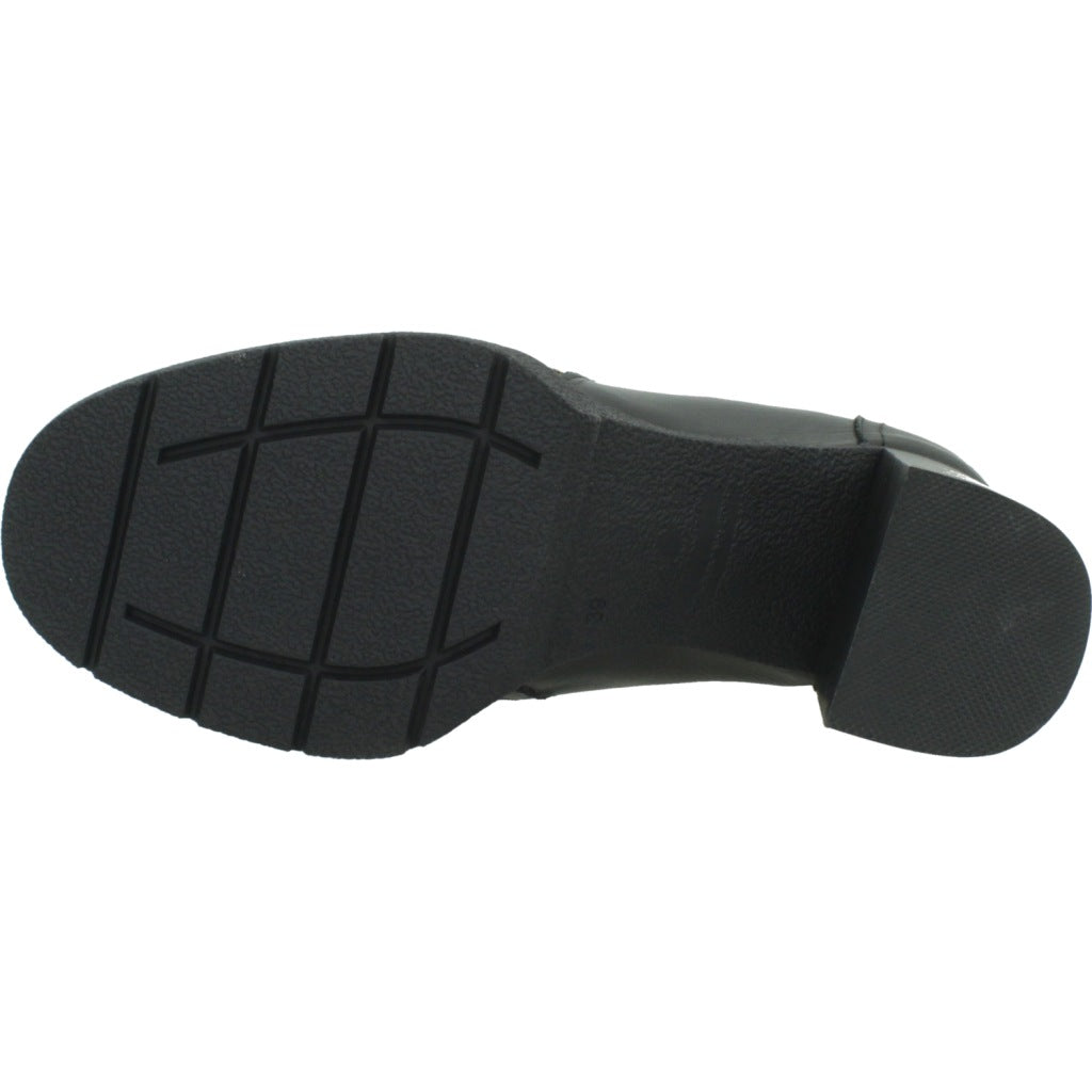 CARMELA C ZAPATO ABOTINADO en color NEGRO  (6)