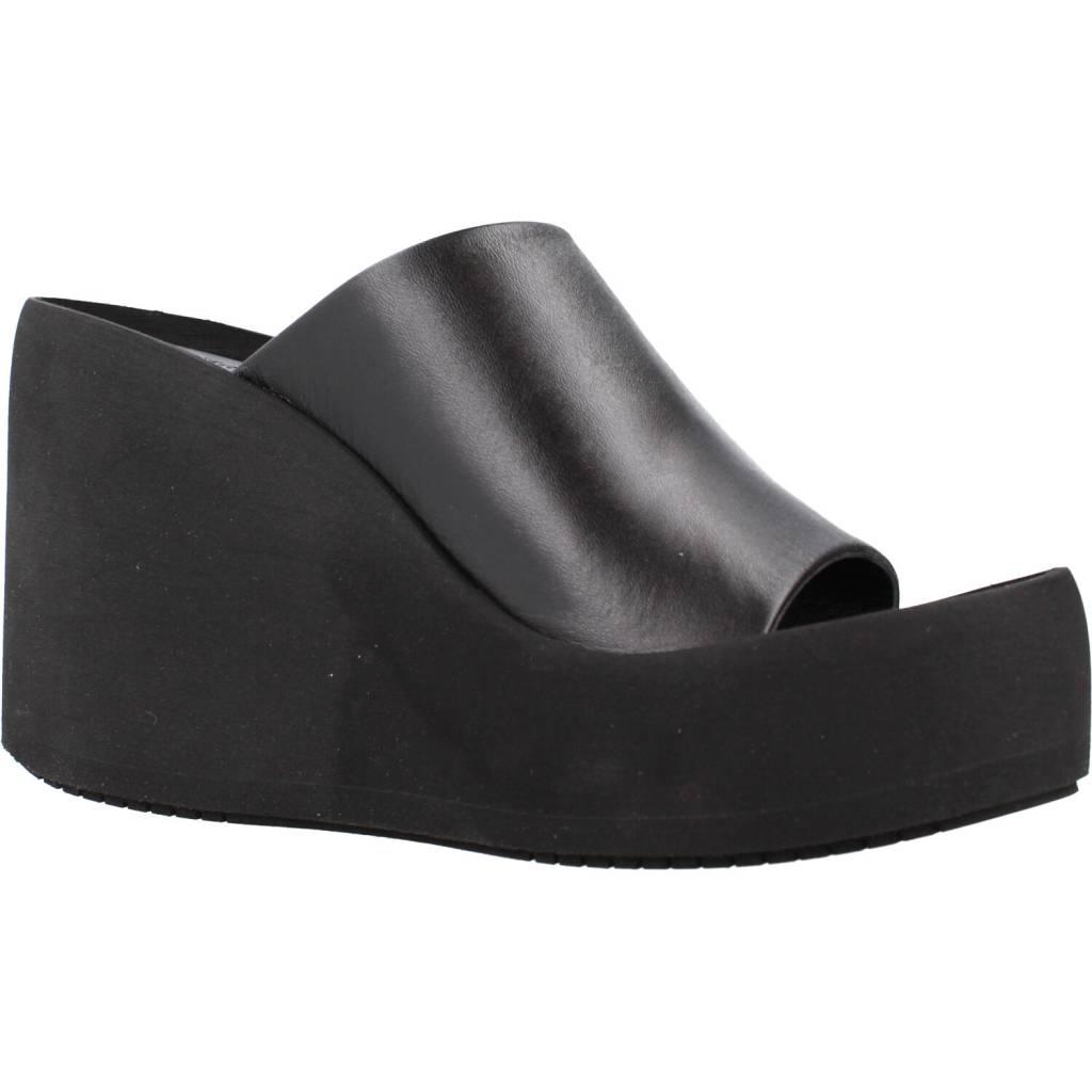 PALOMA BARCELO DOLYA en color NEGRO  (5)