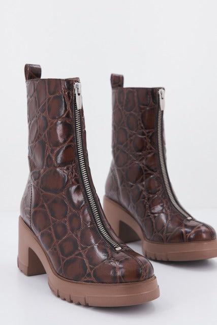 WONDERS H  en color MARRON  (2)